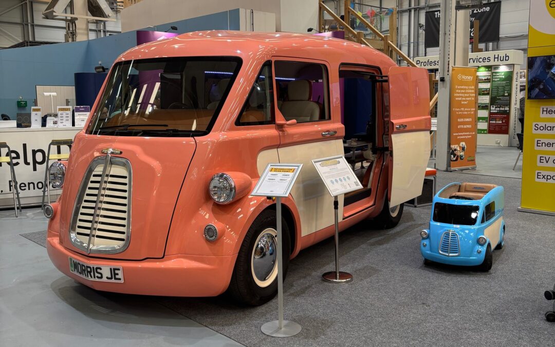 Morris JE at the NSBRC Show with camper insert